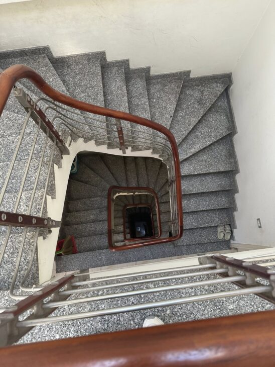 Bán gấp nhà mặt phố Đốc Ngữ 105m2*4T, MT7M kinh doanh sầm uất giá 50 tỷ có thương lượng