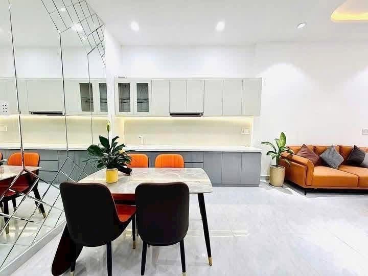 Bán nhà 92m², 2 tầng, 3PN, Q.9, 5.6 tỷ, sổ hồng