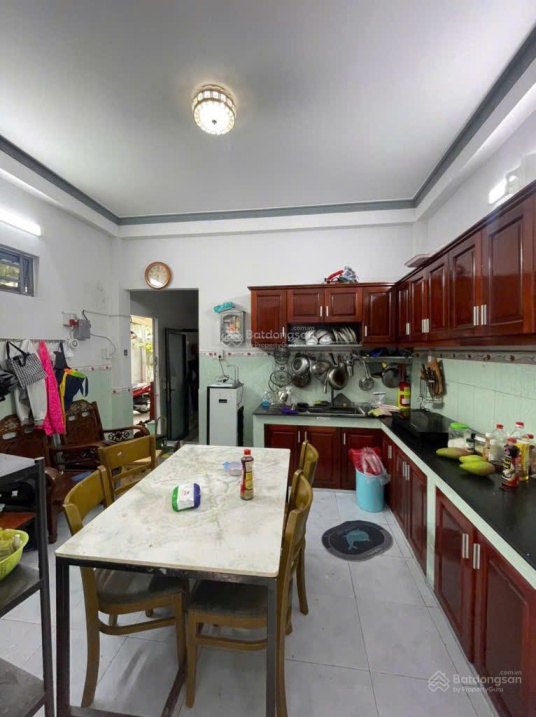 NHÀ HẺM Ô TÔ, 4×11, 4 TẦNG, 6PN, 4WC GẦN CẦU CHÀ VÀ QUẬN 8, KHÔNG QH – KHÔNG LỘ GIỚI