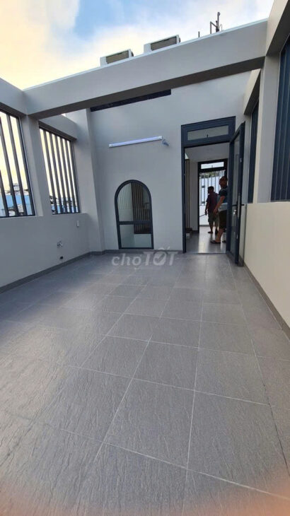 Cho Thuê Nhà HXH 75m2, 3PN, Nhà Mới 100% Hẻm 220 Đường Hoàng Hoa Thám, Phường 5, Bình Thạnh