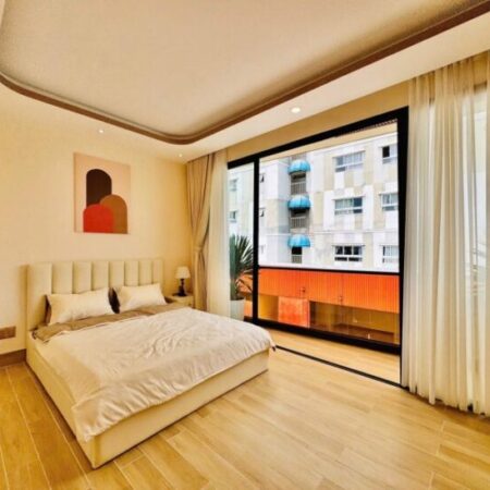 BIỆT THỰ MINI THANG MÁY – NGAY CHỢ THẠCH ĐÀ – DÒNG TIỀN 30 TRIỆU/THÁNG – NỞ HẬU TÀI LỘC