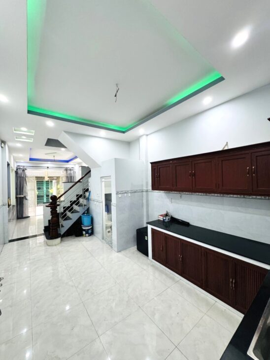 BÁN NHÀ TÊN LỬA BÌNH TÂN – HẺM XE TĂNG THOÁNG MÁT – CÔNG NHÂN 42M – 4.4 TỶ