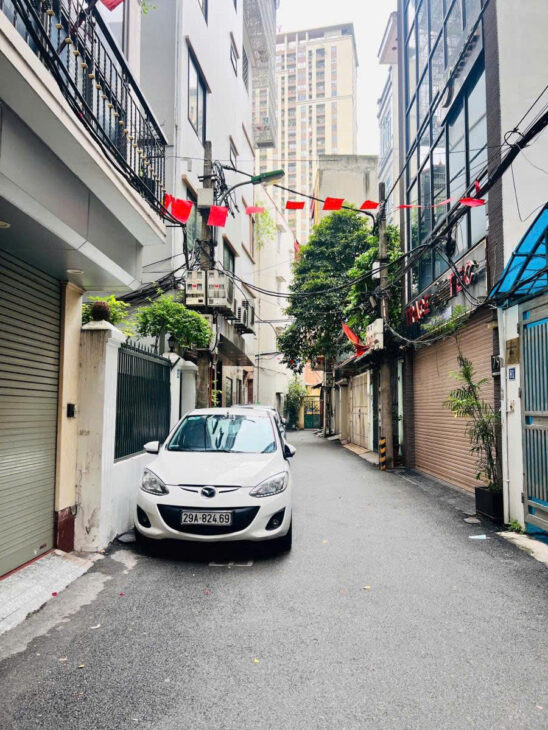 TRUNG KÍNH – Ô TÔ KINH DOANH – THANG MÁY – 46m2 7 tầng mặt tiền 4.1m Giá 22 tỷ