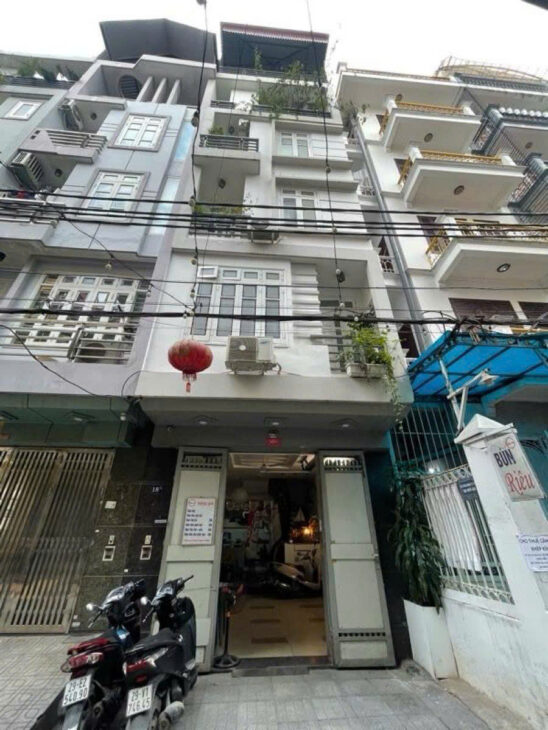 NHÀ ĐẸP TRUNG KÍNH – KINH DOANH GARA Ô TÔ – 74m2 6 tầng mặt tiền 4.5m Giá 23 tỷ