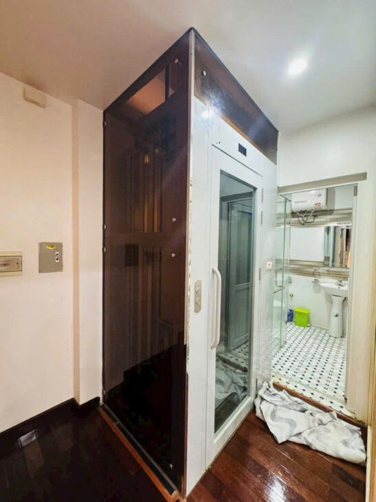 BÁN NHÀ XÃ ĐÀN 6 TẦNG THANG MÁY DT 40m2 6 tầng mặt tiền 7m Giá 11.3 tỷ