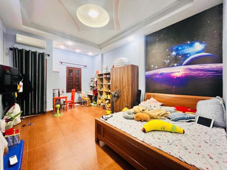 PHÂN LÔ VIP NGHĨA ĐÔ – VỈA HÈ OTO TRÁNH DT 34m2 5 tầng mặt tiền 4.3m Giá 16 tỷ