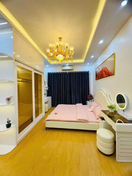 BÁN NHÀ Quan Thổ 31m2,4 tầng mặt tiền3.5 m 7.2 tỷ Đống Đa Hà Nội