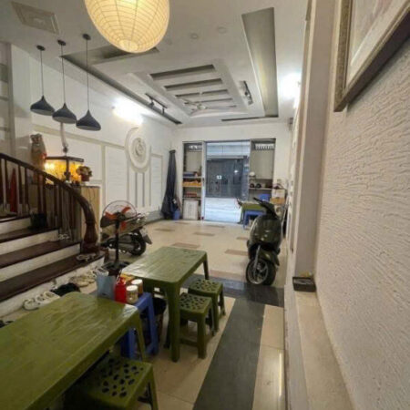 NHÀ ĐẸP TRUNG KÍNH – KINH DOANH GARA Ô TÔ – 74m2 6 tầng mặt tiền 4.5m Giá 23 tỷ