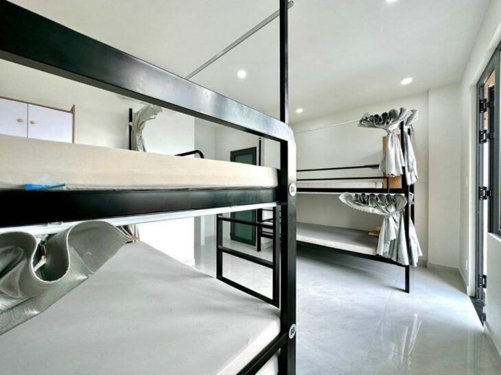 Bán CHDV 26 Phòng – Dòng Tiền Khủng 170tr/ Tháng – Ngang 10.5M – Hẻm Xe Hơi Ngay ĐH Văn Lang, ĐH