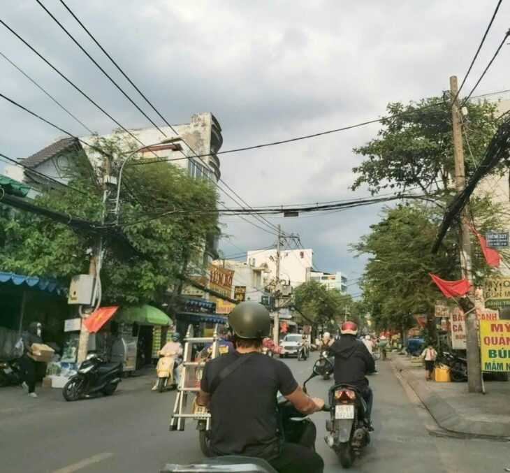 ???? Bán nhà Gò Vấp, hẻm xe hơi Nguyễn Văn Khối, 106M²( 6 x 17), 3 tầng, 4 Pn, hơn 7 tỷ TL