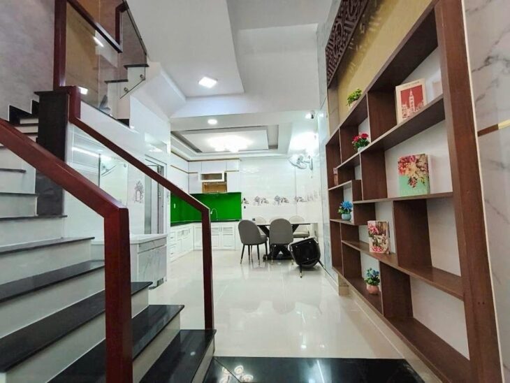 Bán nhà Gò Vấp, hẻm xe hơi Quang Trung, khu phân lô, 4 x 13, 4 tầng, 4Pn, 7.15 TL