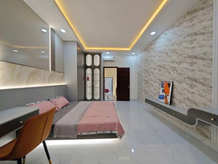 Bán nhà Q12, Hẻm Thông Xe TẢI Trương Thị Hoa , Ngay METRO, Giáp Gò Vấp, 4X20, Full Nội Thất, CHỈ