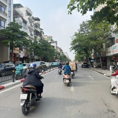ĐẠI BÃO BẤT ĐỘNG SẢN TÔN ĐỨC THẮNG – CĂN NHÀ KHIẾN CẢ PHỐ PHẢI NGOẢNH NHÌN