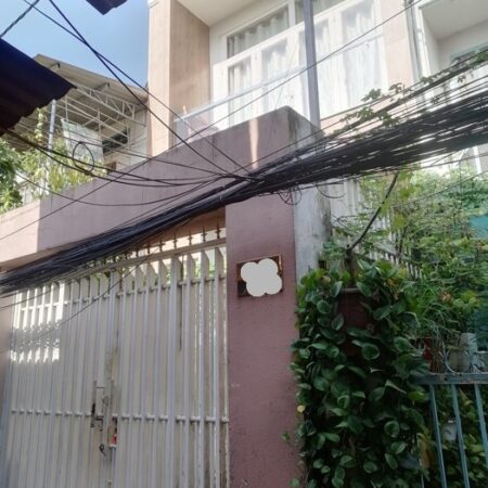 CẦN TIỀN BÁN GẤP DƯƠNG BÁ TRẠC [P1, Q8] DT: 74.2M2 (4.1X18M), 2T. 2PN CHỈ 4.4 TỶ.