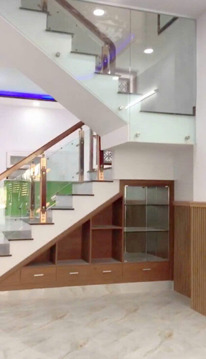 BÁN NHÀ MỚI XÂY 3 TẦNG HẺM Ô TÔ ĐƯỜNG 23/10, XÃ VĨNH HIỆP, TP. NHA TRANG Gia 3 ty 950