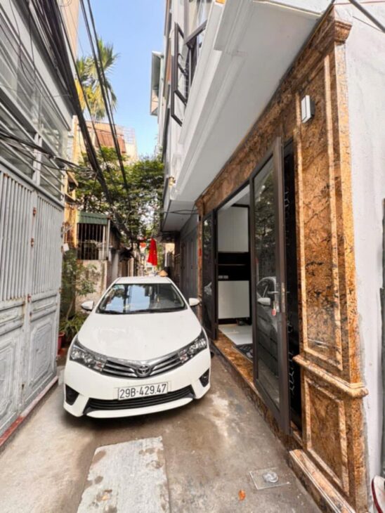 BÁN NHÀ LÊ TRỌNG TẤN THANH XUÂN Ô TÔ ĐỖ CỬA 4 TẦNG NHÀ MỚI ĐẸP FUL NỘI THẤT 45M 13 TỶ