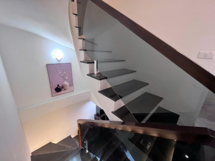 BÁN NHÀ LÊ TRỌNG TẤN THANH XUÂN Ô TÔ ĐỖ CỬA 4 TẦNG NHÀ MỚI ĐẸP FUL NỘI THẤT 45M 13 TỶ