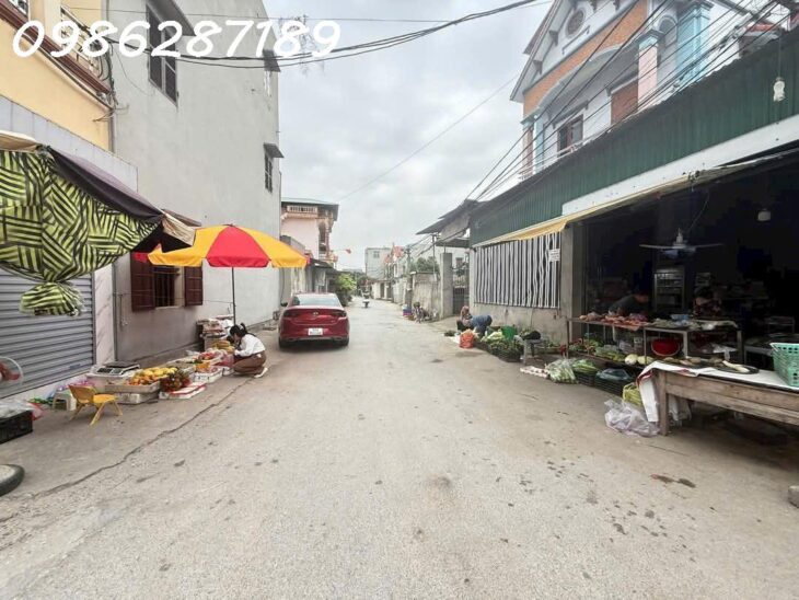 BÁN ĐẤT TẶNG NHÀ CẤP 4 VỊ TRÍ ĐẸP, GIÁ TỐT TẠI ĐÔNG CỨU, GIA BÌNH, BẮC NINH