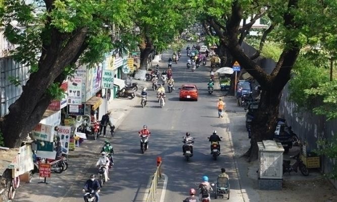 Bán nhà Hoàng Hoa Thám, Ba Đình, lô góc, thang máy, 35m2, 7 tầng, Mt 4.2m, chỉ 12.2 tỷ