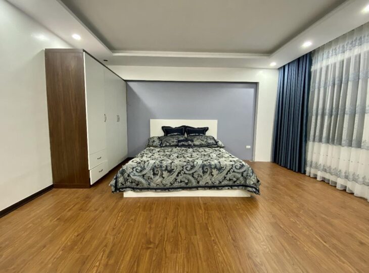 Bán Nhà 5 Tầng Thang Máy – Phố Đại La – Gần Trường Kinh Tế Quốc Dân – 40M2 – 8.7 Tỷ