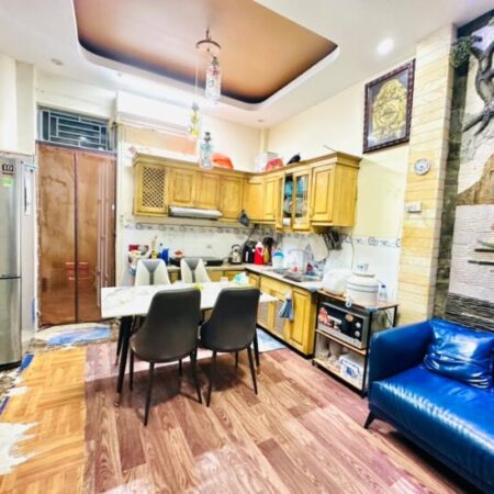 BÁN NHÀ 5 TẦNG PHỐ GIẢI PHÓNG – HOÀNG MAI – 8 TỶ HƠN – SỔ ĐỎ CHÍNH CHỦ