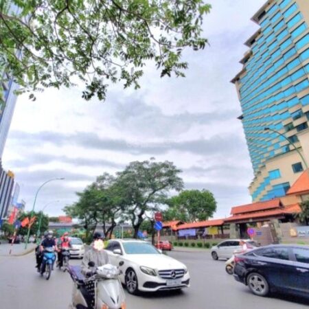 Bán nhà 3 tầng 36m², 4PN, 3WC, Nghi Tàm – Tây Hồ – 7.6 tỷ