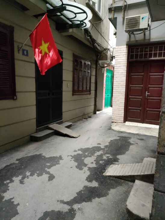 Bán gấp giá rẻ Mai Hương 20m, 4 tầng, mặt tiền 3m, 3 tỷ Hai Bà Trưng.