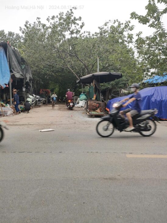 Nhà xưởng sắt hình, tôn lạnh 444m, mặt tiền 14m, 1.75 tỷ Hiệp Hòa, Bắc Giang.