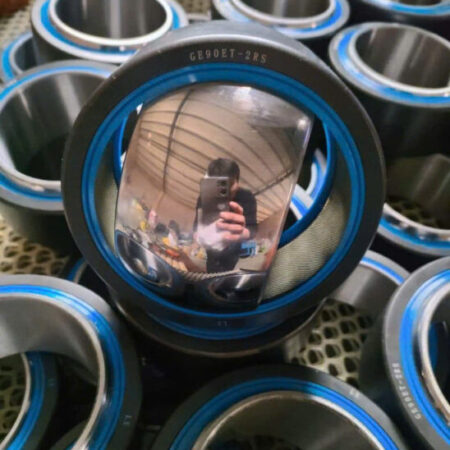 Tổng kho phân phối các loại bạc cầu, bạc trụ, bạc sắt thiêu kết.