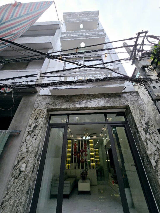 CĂN NHÀ CÓ LINH – ĐẶT CHÂN VÀO THẤY TĨNH, Ở RỒI MỚI BIẾT ĐÂY LÀ LỘC TRỜI BAN 168 KIM GIANG 44M Ô TÔ