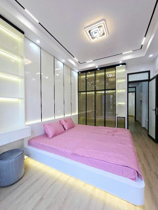 CĂN NHÀ CÓ LINH – ĐẶT CHÂN VÀO THẤY TĨNH, Ở RỒI MỚI BIẾT ĐÂY LÀ LỘC TRỜI BAN 168 KIM GIANG 44M Ô TÔ