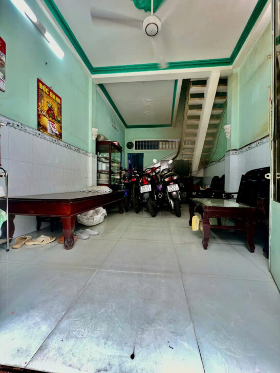 MẶT TIỀN ĐƯỜNG SỐ GIAO KHÁNH HỘI 1 ĐỜI CHỦ DUY NHẤT CÓ 7 TỶ x