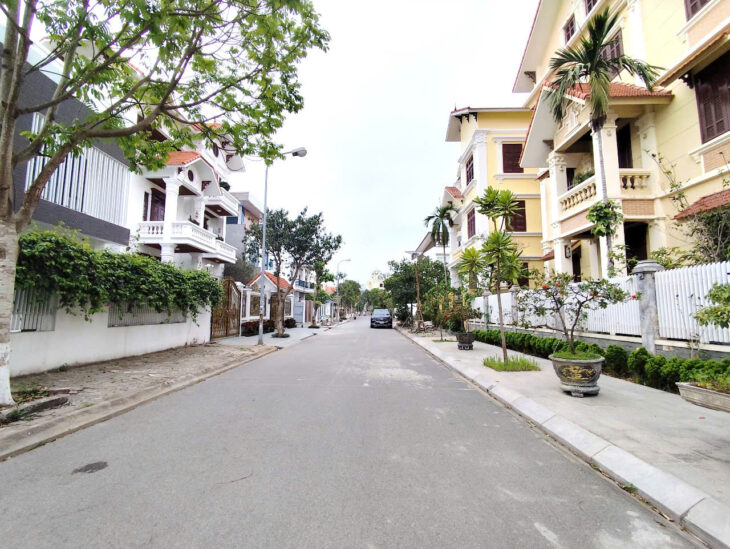 Đất phân lô biệt thự Sao Đỏ – 300m – Giá 40tr/m – gần ngay Cầu Rào