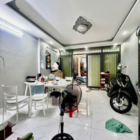 BÁN NHÀ 03 TẤM BTCT – KhU DÂN CƯ HIỆN HỮU, P13 , Quận 4 NGANG 4M CÓ 4 TỶ