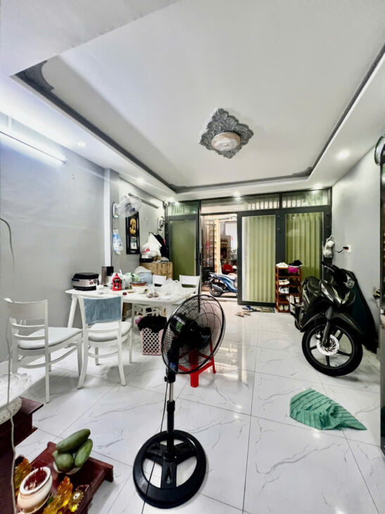 BÁN NHÀ 03 TẤM BTCT – KhU DÂN CƯ HIỆN HỮU, P13 , Quận 4 NGANG 4M CÓ 4 TỶ