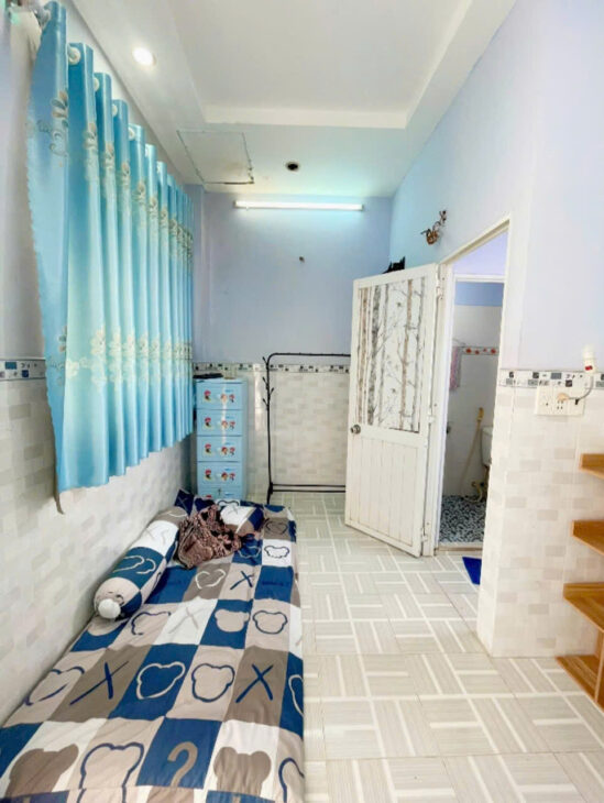 SIÊU VÍP ĐƯỜNG SỐ HẺM P4 Q4 – NHÀ ĐẸP 3 TẤM BTCT HOÀN CÔNG – KHÔNG QUY HOẠCH CÓ 2 TỶ