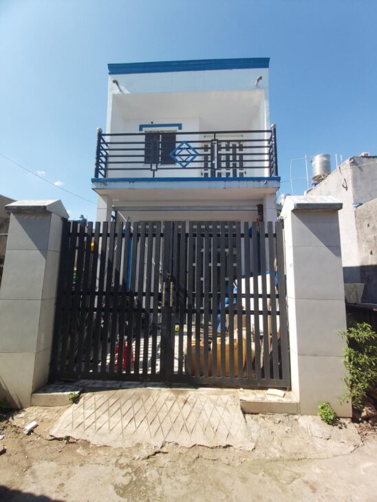 Bán nhà mặt phố Nguyễn Xiển, Q.9, 60m², 2 tầng, 1.9 tỷ, sổ đỏ