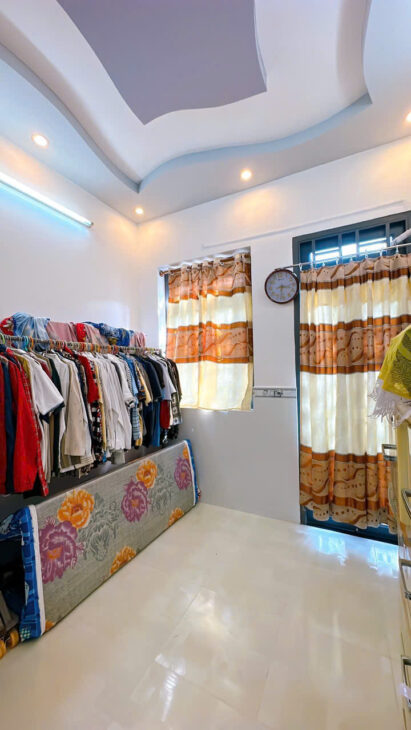 NHÀ MỚI ĐÚC 5 TẤM SỔ HỒNG TRUNG TÂM Q4 CÓ 3 TỶ