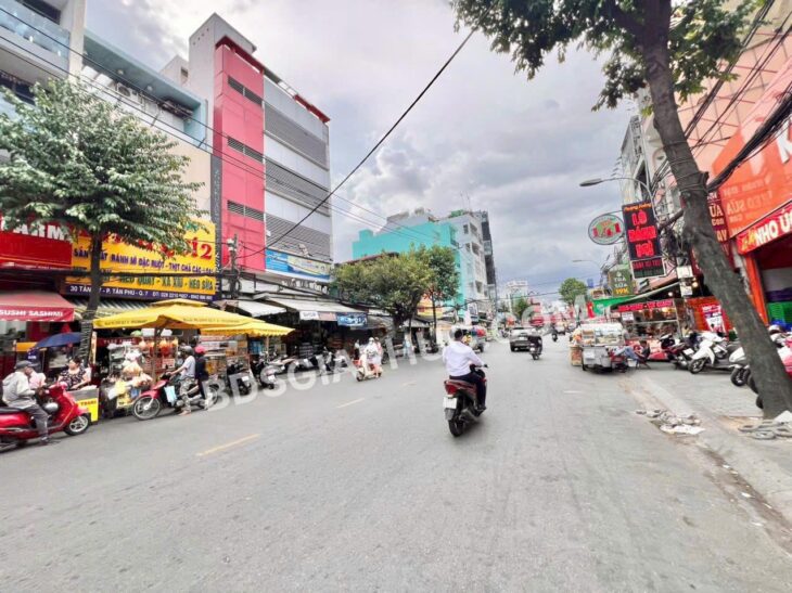 Bán Tòa nhà 6 Tầng góc 2 mt hẻm sát chợ Tân Mỹ Quận 7