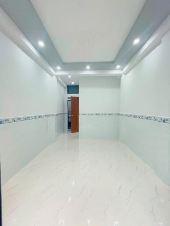 SÁT MẶT TIỀN HOÀNG DIỆU TRUNG TÂM Q4 DIỆN TÍCH SD 84 M2 CÓ 4 TỶ