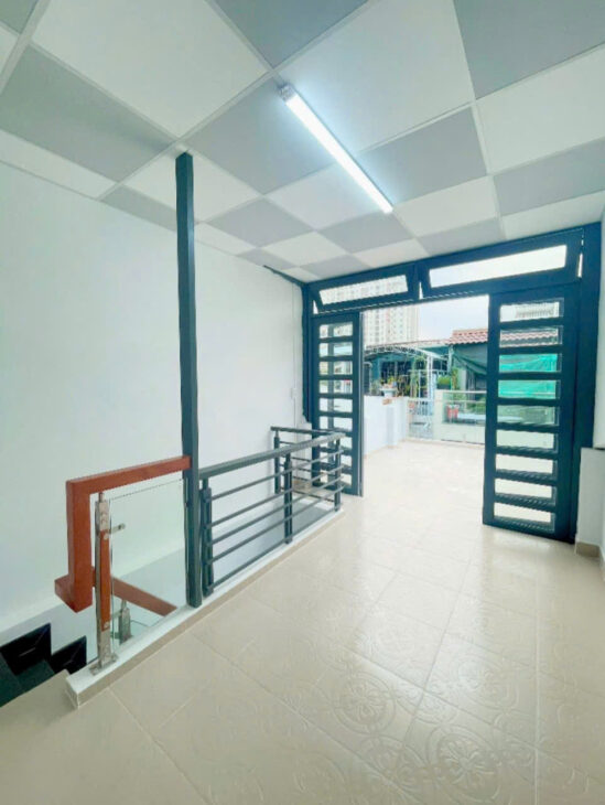 SÁT MẶT TIỀN HOÀNG DIỆU TRUNG TÂM Q4 DIỆN TÍCH SD 84 M2 CÓ 4 TỶ