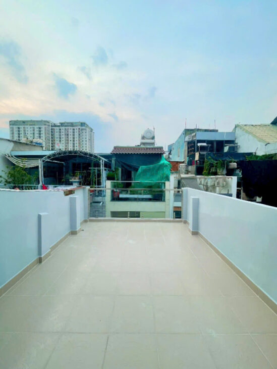 SÁT MẶT TIỀN HOÀNG DIỆU TRUNG TÂM Q4 DIỆN TÍCH SD 84 M2 CÓ 4 TỶ