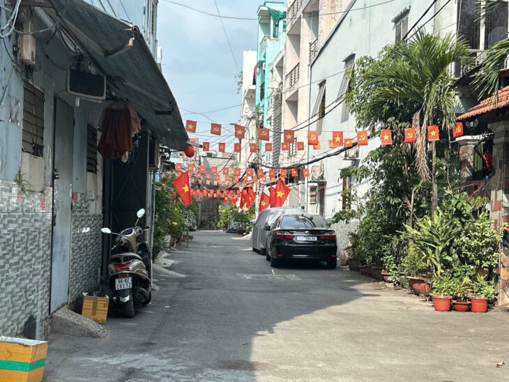 Bán nhà 1 sẹc HXH Đường số 30 75m2 3 tầng view góc ngang 4.1m đẹp gần chợ chỉ 7 tỷ.