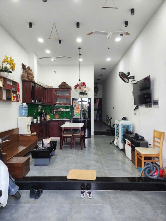 Bán nhà SHR Thạnh Xuân 25, Q.12, 60m², Đường 8m vỉa hè 4,1 tỷ tl