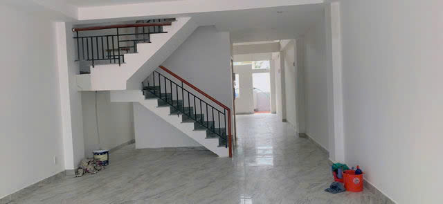 Bán nhà cách mặt tiền 19m hà huy giáp, phường thạnh lộc q12, nhà mới 100% hem 6m xe tải thông, xe