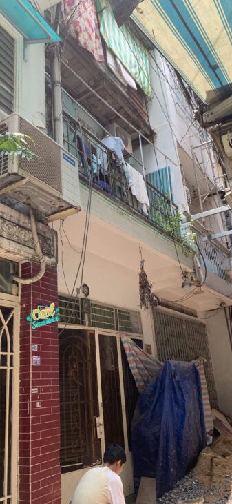 BÁN GẤP NHÀ CŨ HẺM XE HƠI GẦN 3/2 , Q.10 32M2,, 3 TẦNG SỔ VUÔNG HOÀN CÔNG ĐỦ – 4PN – GIÁ 5.4 TỶ