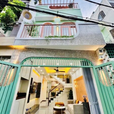 NGAY ĐH HUTECH – UNG VĂN KHIÊM P25 BT – 41m2 (3.7 x 11) VUÔNG A4 – HẺM 3.5M – 3 TẦNG – 3PN SÂN