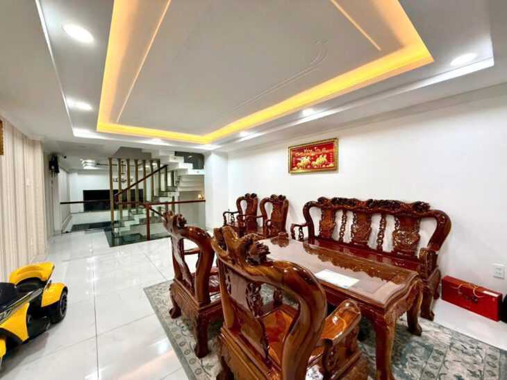 ????Căn nhà 5 tầng kiên cố, đẹp chỉn chu – ngay trung tâm Thới An, Q12 đang chờ gia chủ mới!