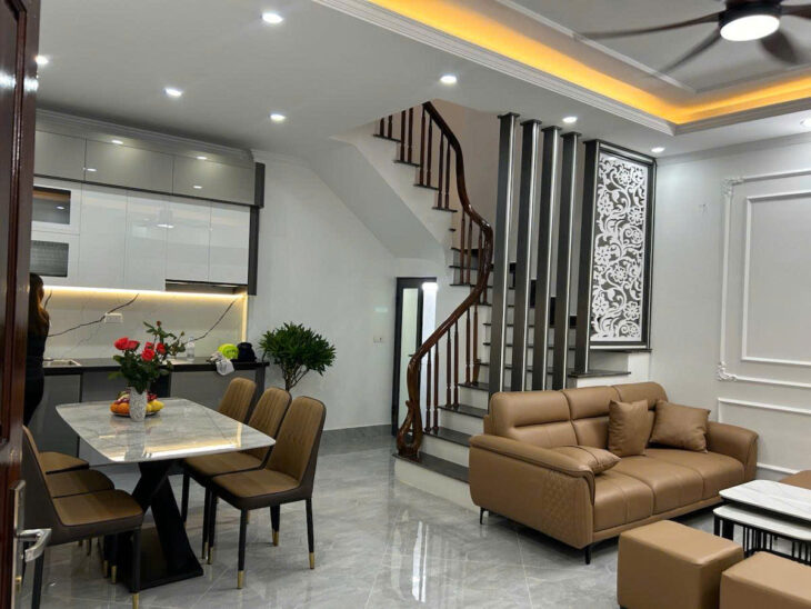 QUAN NHÂN PHÂN LÔ OTO TRÁNH, KINH DOANH, VIEW HỒ ĐIỀU HOÀ, 40M 5 TẦNG, MẶT TIỀN 4.5M GIÁ 11,5 TỶ