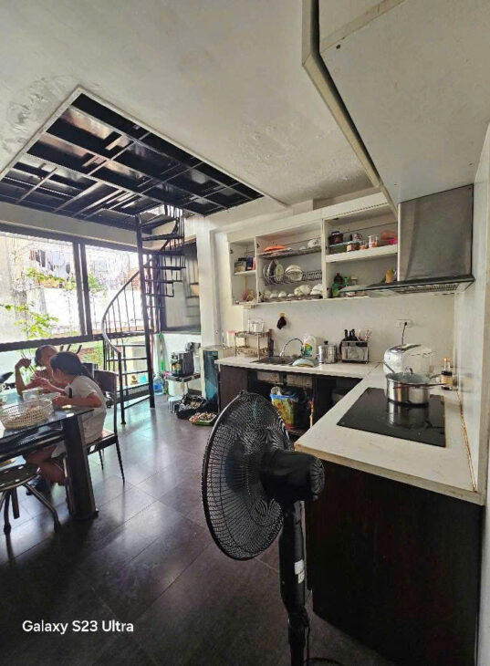 PL NGUYỄN CHÍ THANH – OTO TRÁNH – KD SAPA DT 40m2 6T x MT 4.1m Giá 18 tỷ